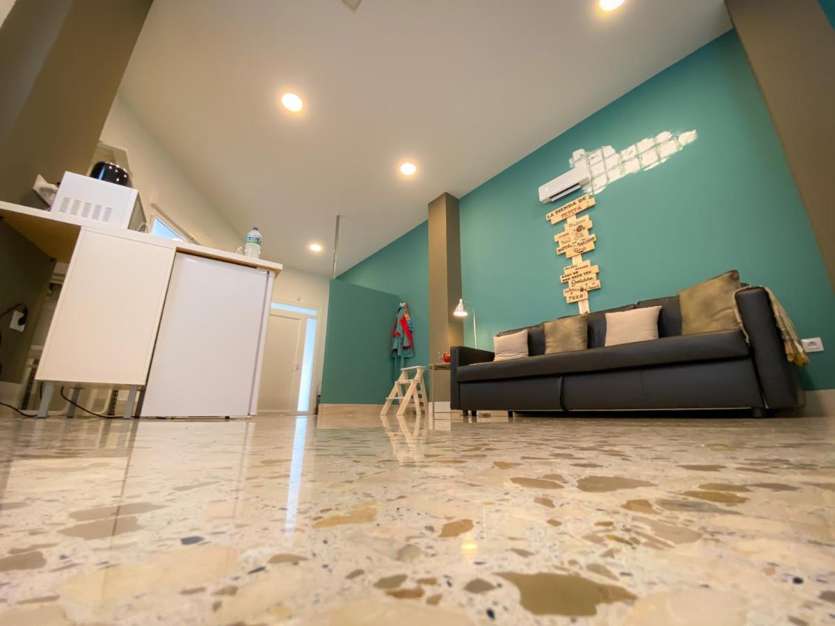 カンガス・デ・モラソApartamento Boutique - La Tienda De Pepitaアパートメント エクステリア 写真